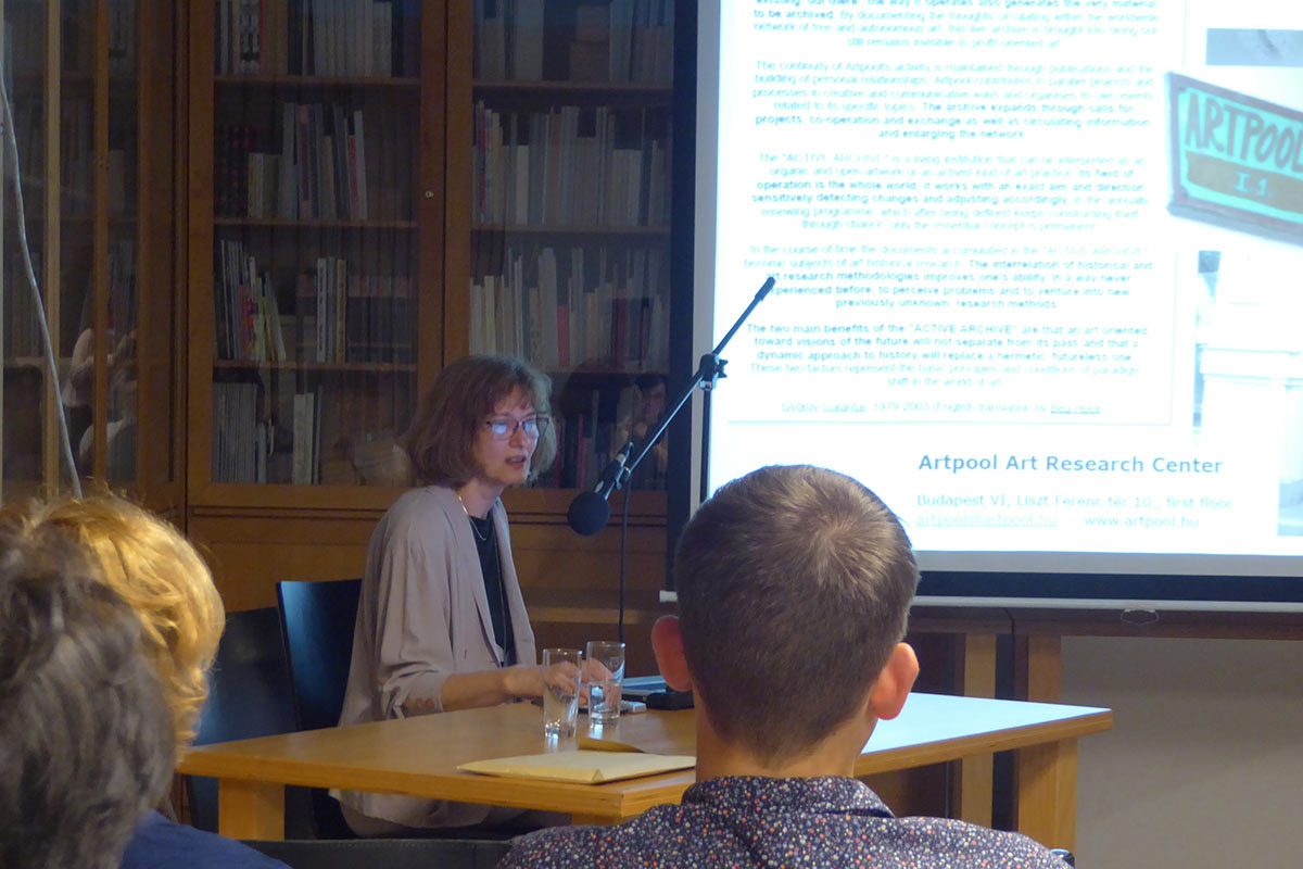 Júlia Klaniczay at Artpool: Aktives Archiv zeitgenössischer Kunst in Ungarn symposium, Bremen, Germany, 2017.