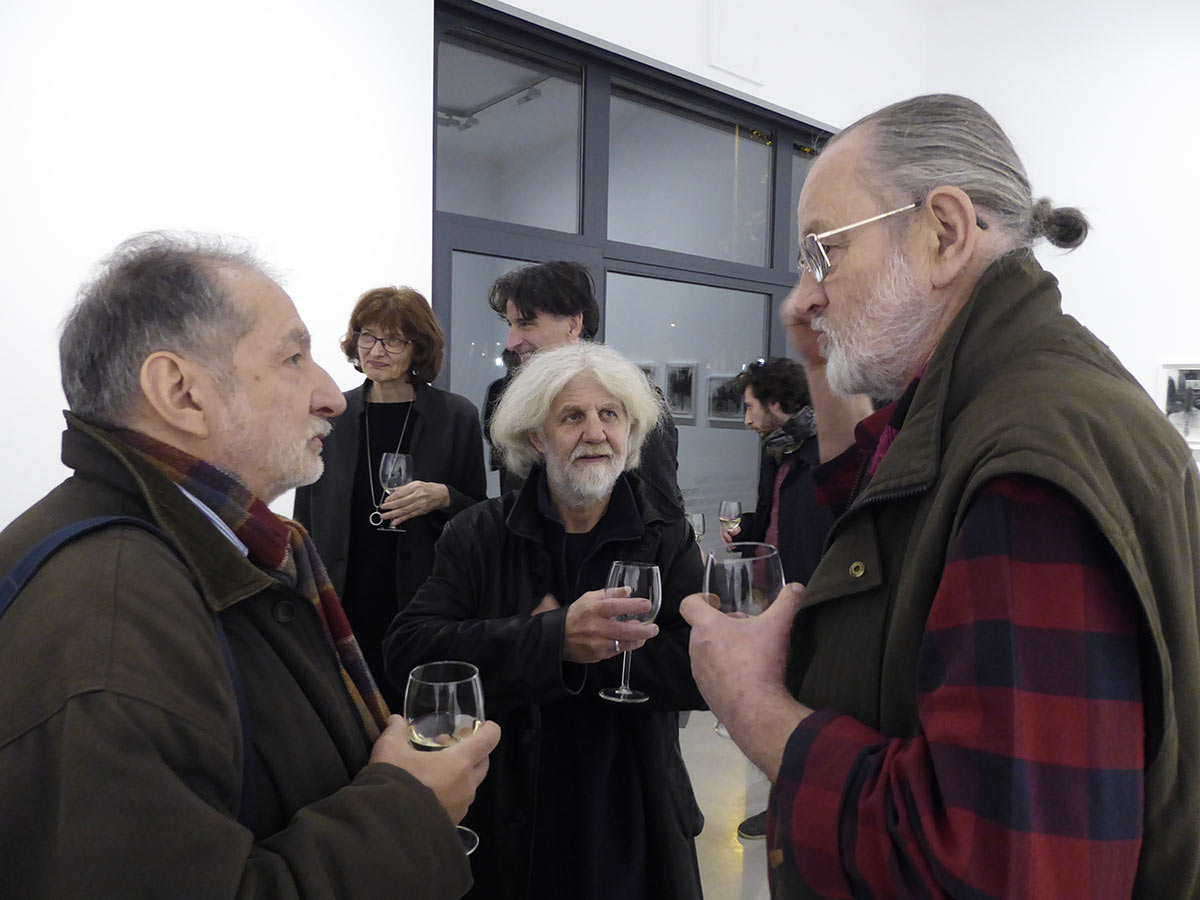 Pácser Attila és Galántai György, 21 fotó a Muhina projektből, Vintage Galéria, Budapest, fotó: Hegedűs György, 2017.