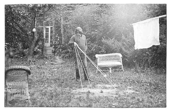 Erdély Miklós: Gyümölcsszedési kísérlet, 1980